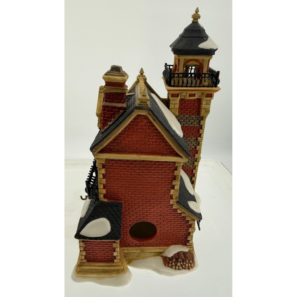 Department 56 Lighted Christmas Village Building Ashwick Lane Hose & Ladder No17 - Picture 5 of 10